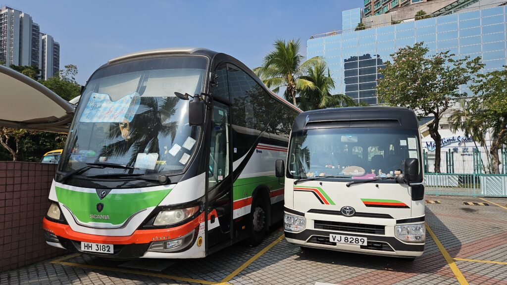 Hongkong reptéri transzferek és turistabusz